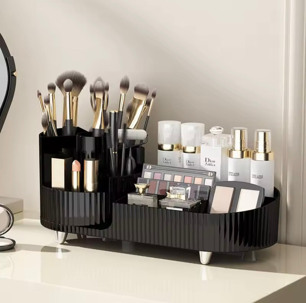 Makeup organiser